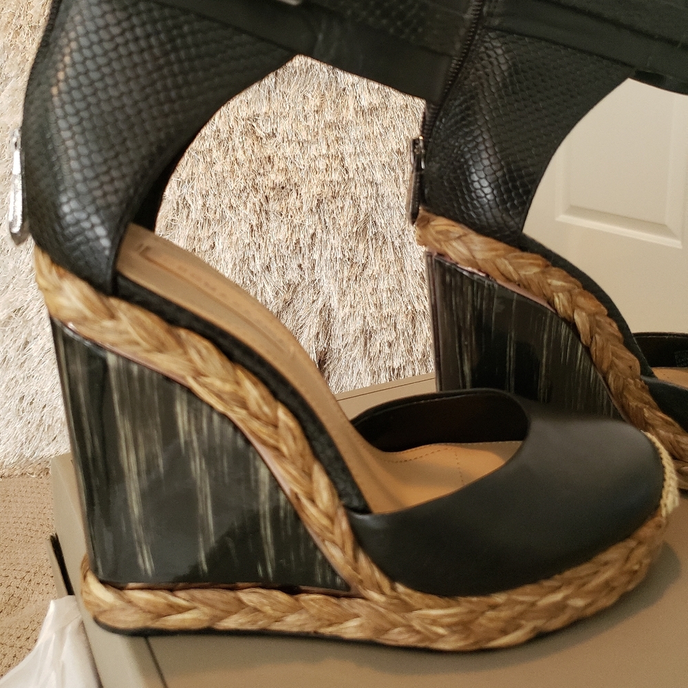 BCBG MaxAzria MA-Frame wedge heeled sandals
